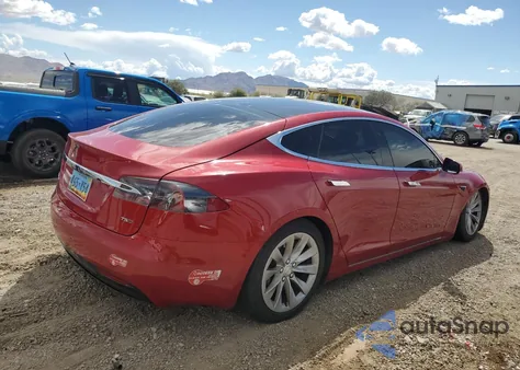 2016 Tesla Model S z USA, uszkodzony, nr VIN 5YJSA1E23GF172072